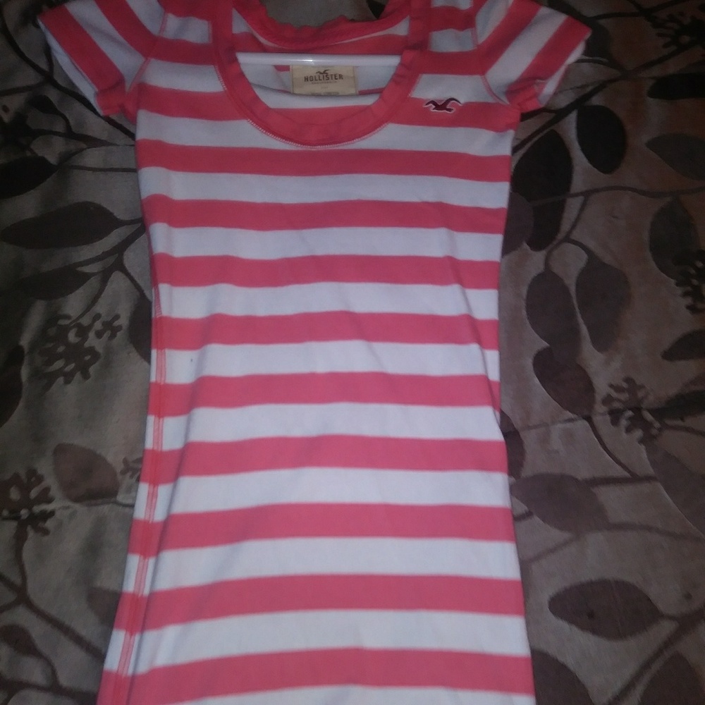 Hollister t-shirt xs worn once